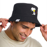 Bckt Snoopy Hug Unisex Cap - Black