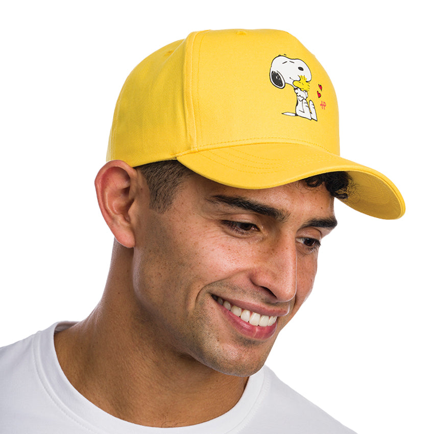 Cap Snoopy Hug Unisex Cap - Yellow