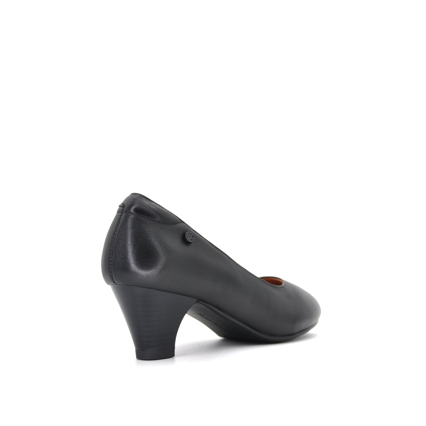 Black pump store shoes womens